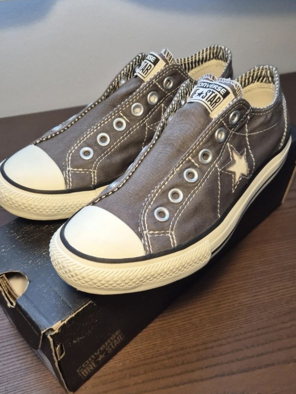 Retro Converse One Star Gray Canvas Low Top Slip On Sneakers, Star Logo, W8.5